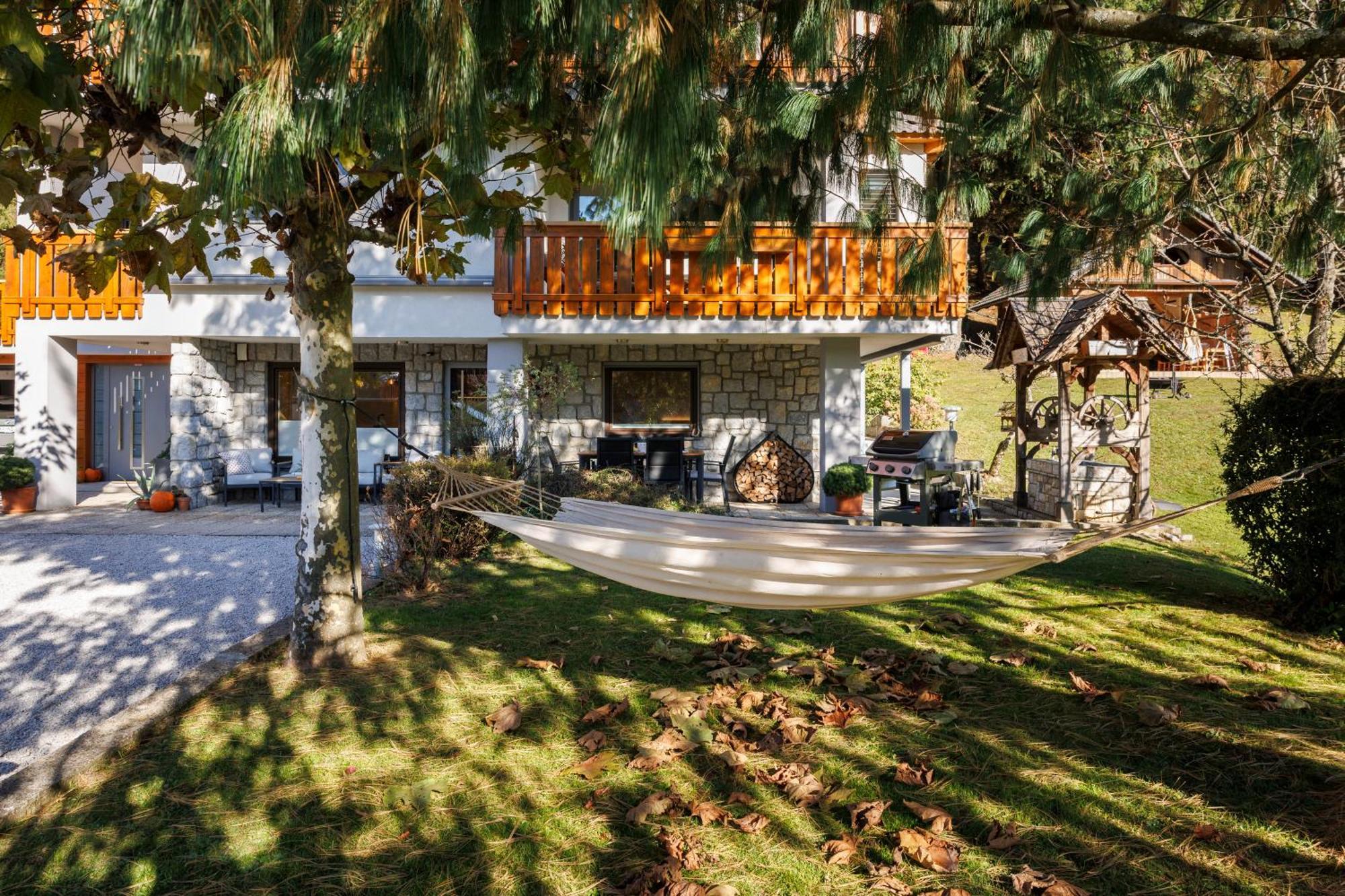 Vila Slavc, Cosy Apartment Near The Lake ブレッド エクステリア 写真