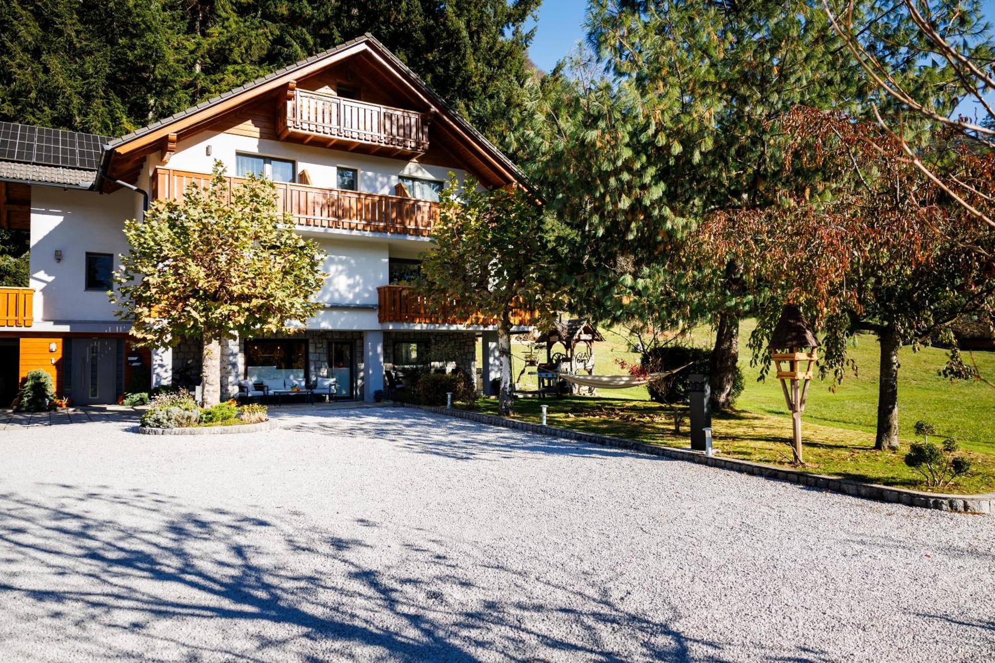 Vila Slavc, Cosy Apartment Near The Lake ブレッド エクステリア 写真